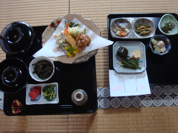 いじら焼き畑食堂